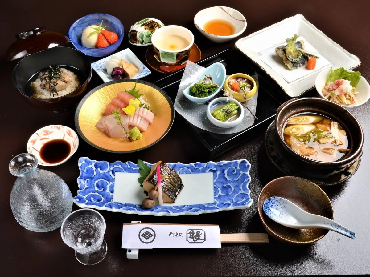 会席料理 葵