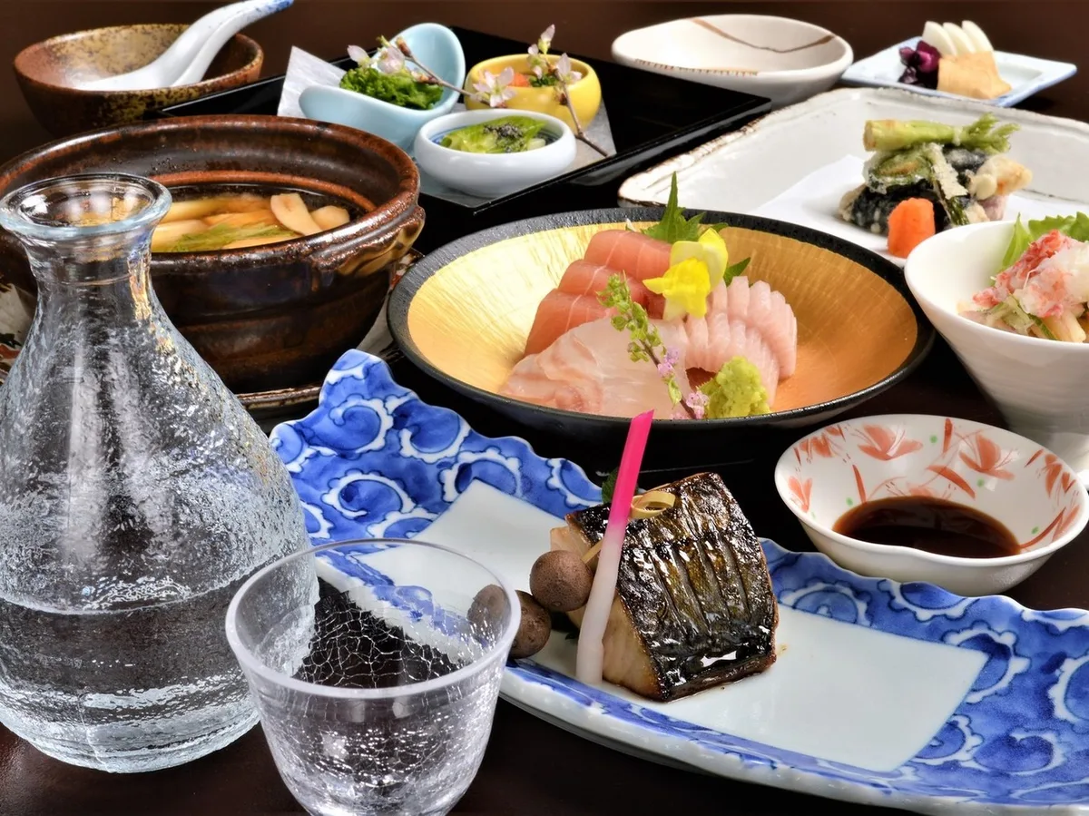 会席料理 錦